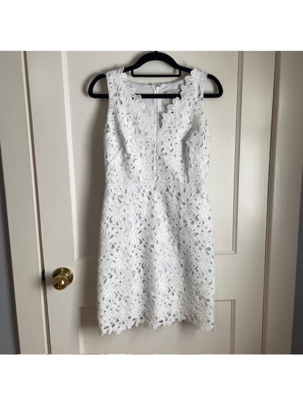 LOFT Petites White Lace Sheath Dress Floral Overlay Wedding Graduation OOP